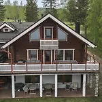 Villa Large Lakeside In Tahko, No Added Fees