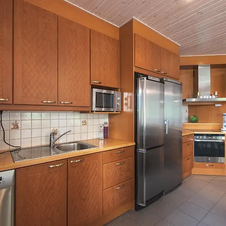 Villa Large Lakeside In Tahko, No Added Fees *