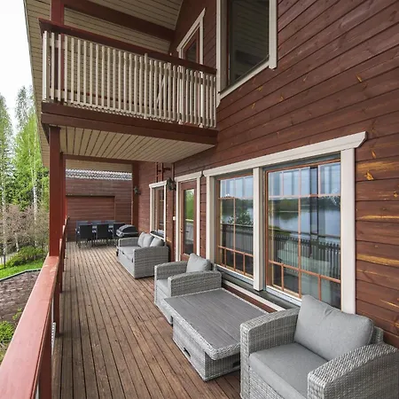 Large Lakeside In Tahko, No Added Fees Villa Tahkovuori